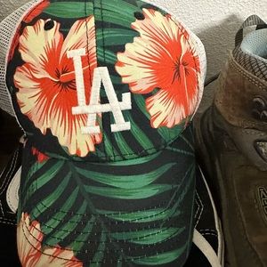 Los Angeles LA Hawaiian Floral snap back baseball hat